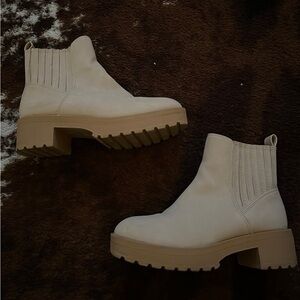 Platform Chelsea Boots